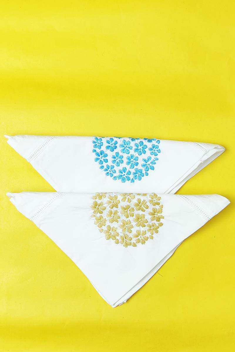 Set of 2 Cotton Lucknowi Chikan Tea Napkin MC251535