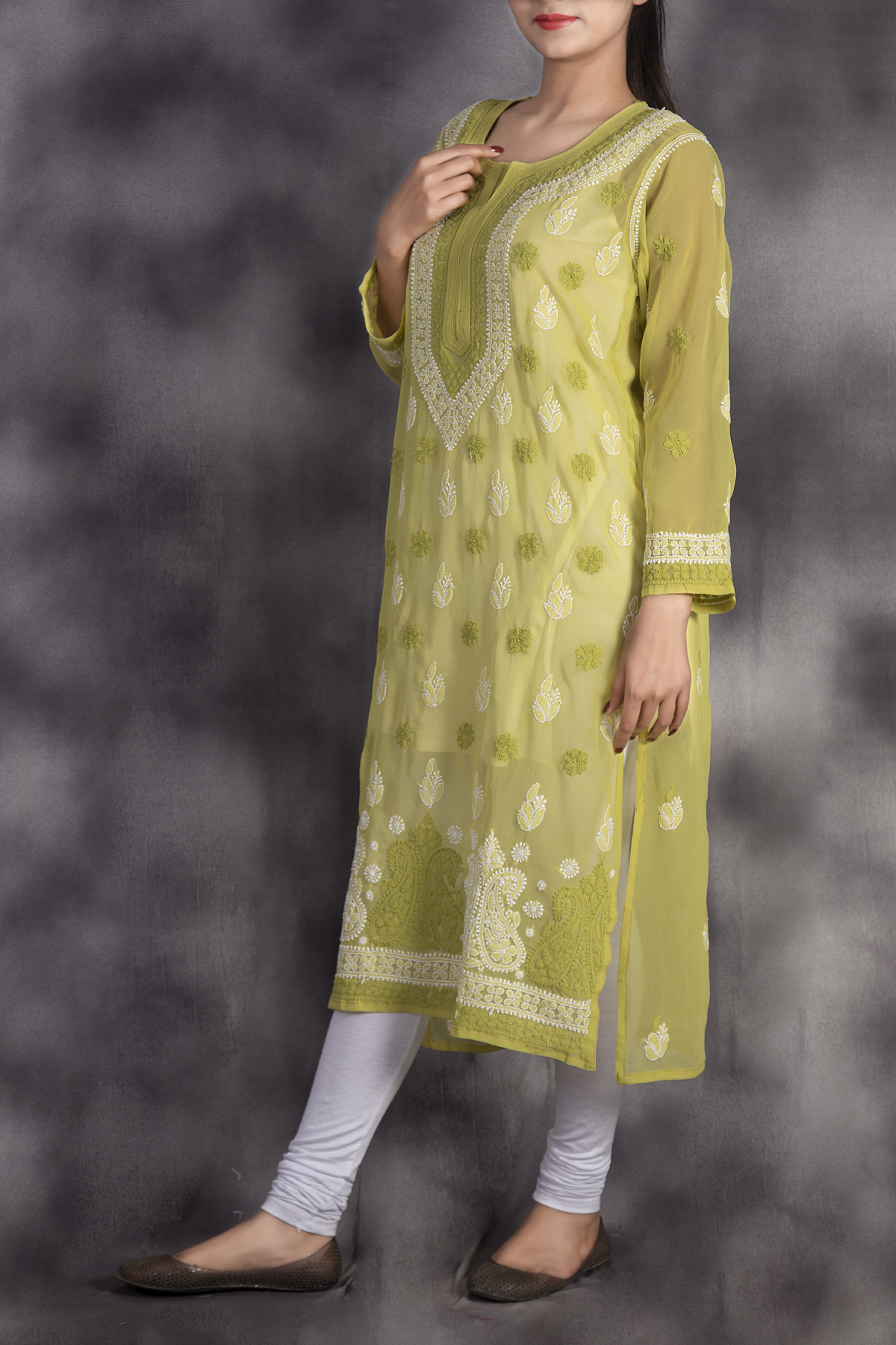 Chikankari Chiffon Kurti at Rs 450 | Pintuck kurtis in Mumbai | ID:  20873594273